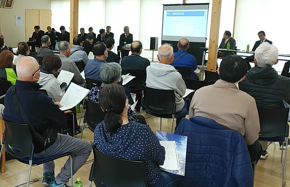 町政懇談会の様子