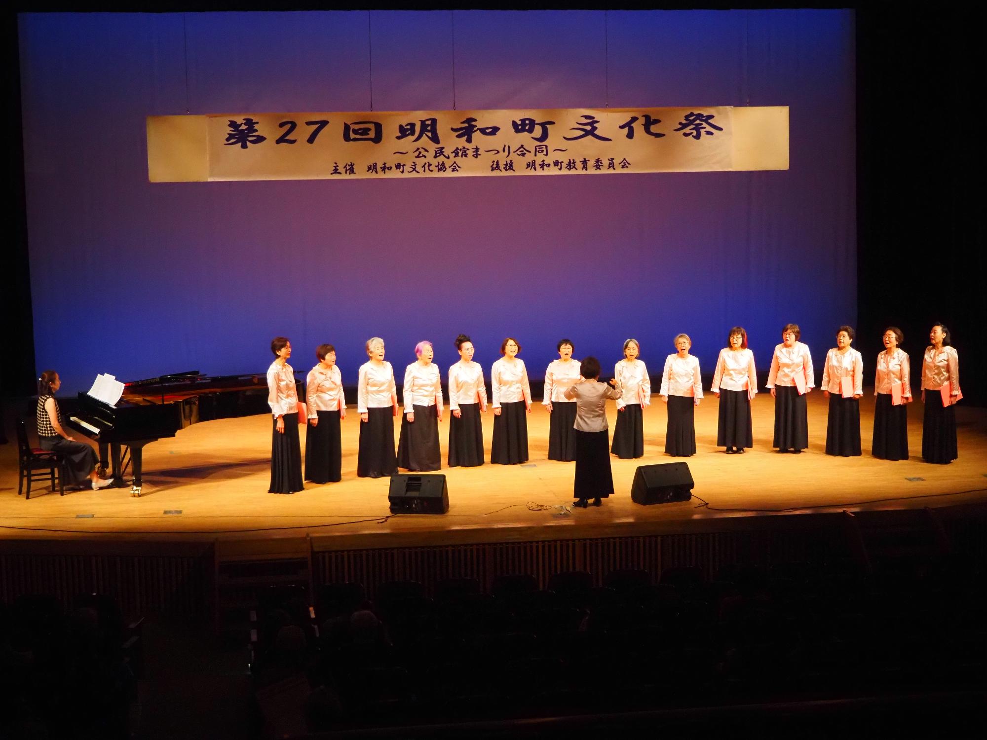 文化祭 踊り3
