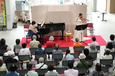第65回ロビーふれあいコンサート様子2
