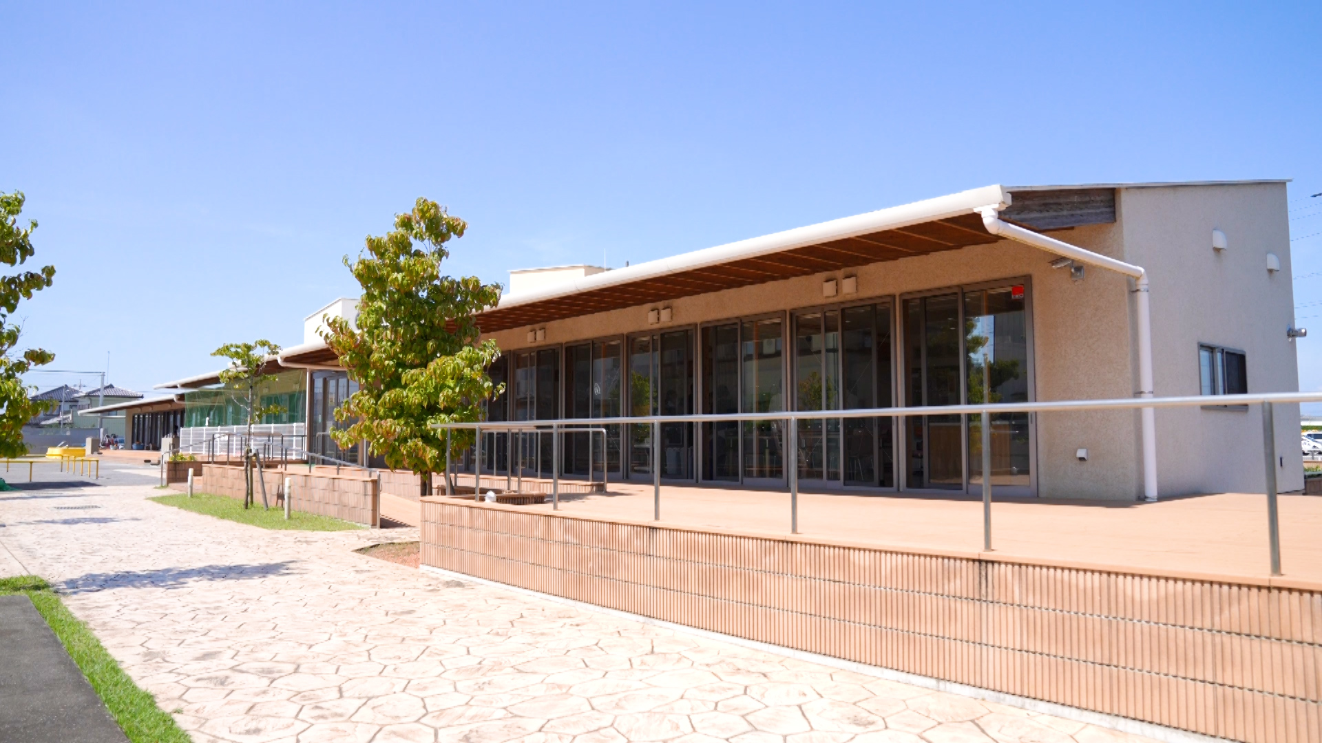 ふれあいセンターポプラの外観写真